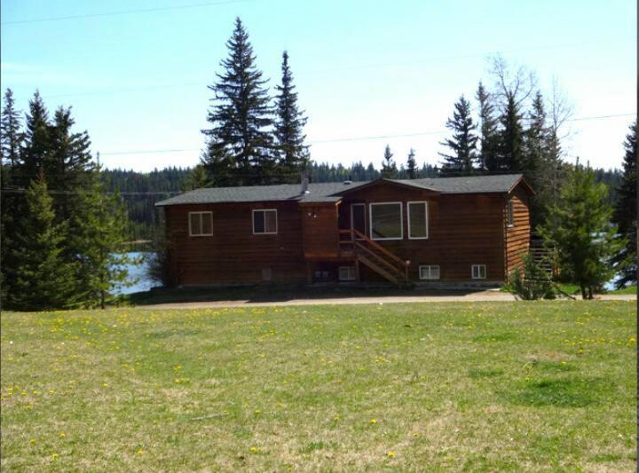 مبيت وإفطار Bridge Lake Wettstone Guest Ranch الغرفة الصورة