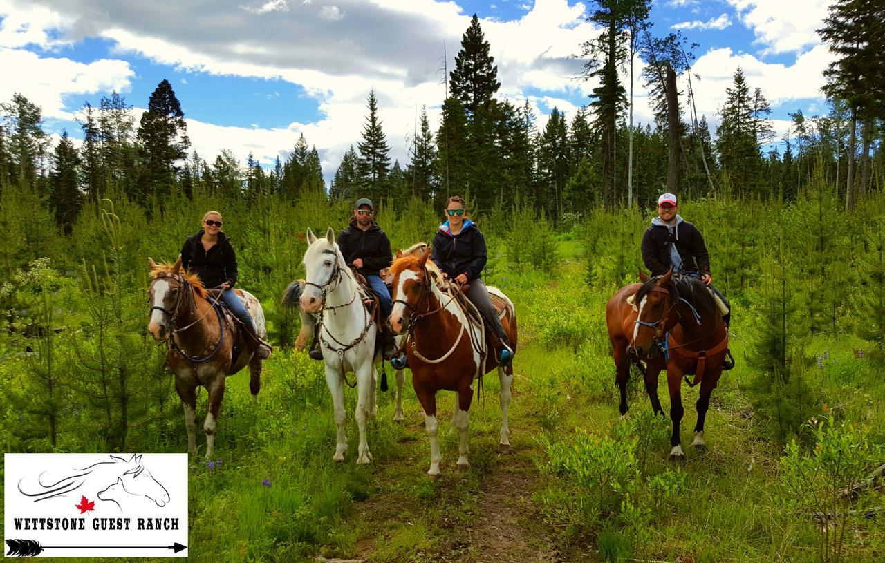 مبيت وإفطار Bridge Lake Wettstone Guest Ranch المظهر الخارجي الصورة
