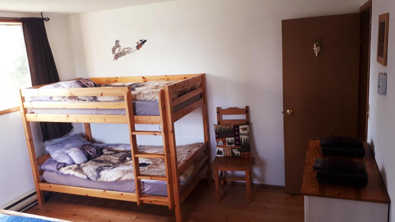 مبيت وإفطار Bridge Lake Wettstone Guest Ranch المظهر الخارجي الصورة