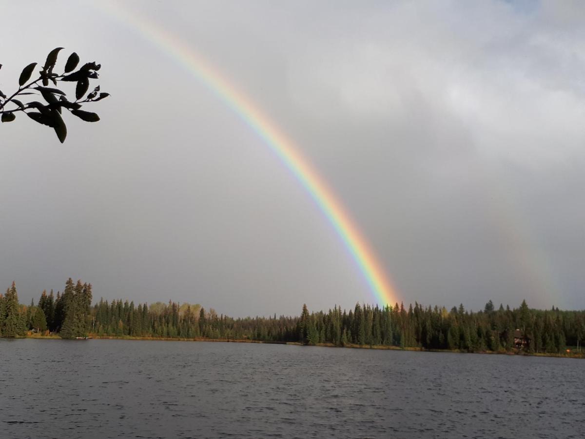 مبيت وإفطار Bridge Lake Wettstone Guest Ranch المظهر الخارجي الصورة
